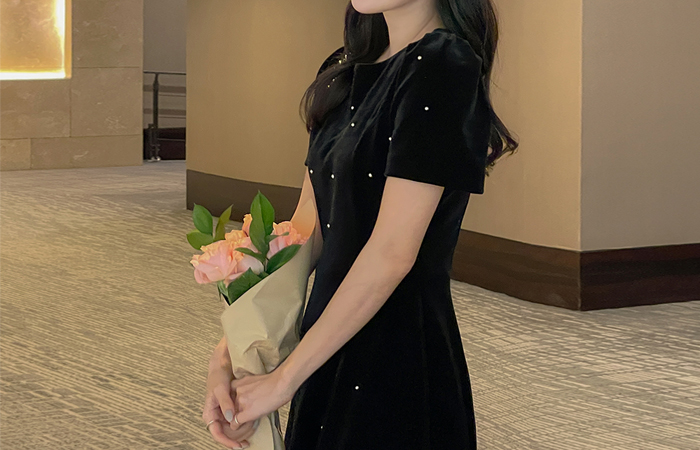 シルバーボール ベルベット Aライン ワンピース(2type)