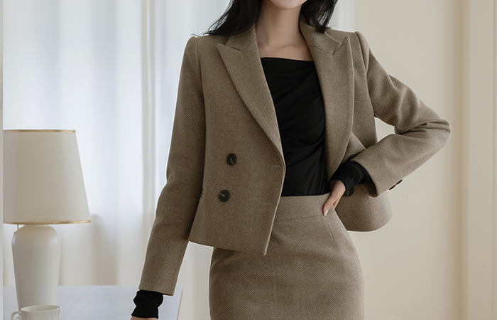 アンナ クラシック ウール キルティング クロップド Set-up ジャケット