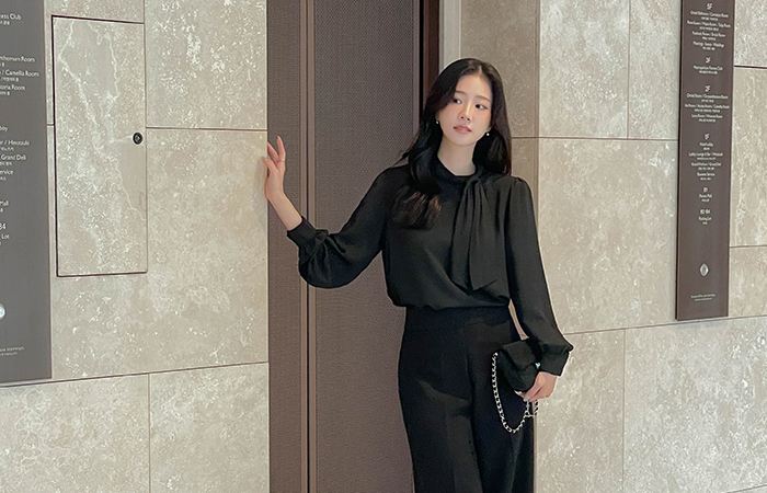 ELLE モダン スカーフネック ブラウス