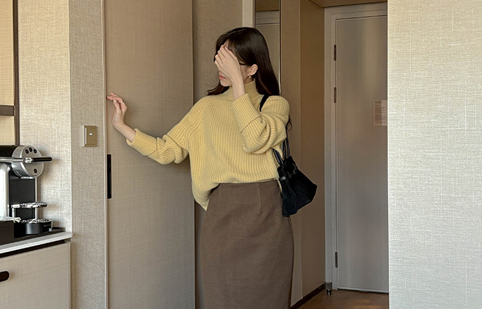 ハイネック ロールアップ ラグラン コール天 ニット