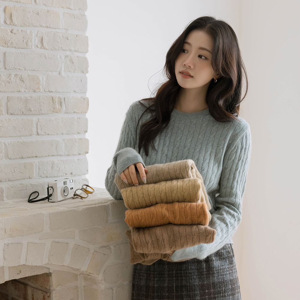 ラクーン&ウール カラー ねじる ニット