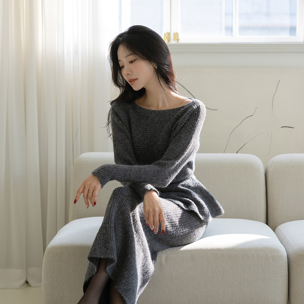 ボートネック ペプラム ニット&スカート SET