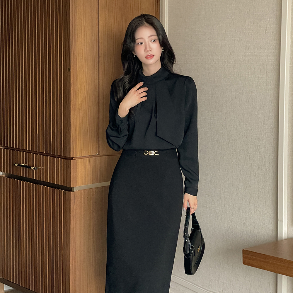 Romance ハーフネック ピンタック タイ ブラウス