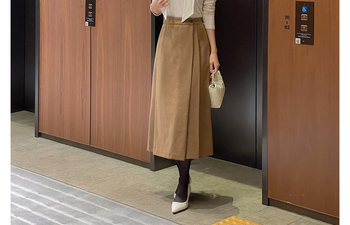 ラップ ボタン ウール 後面バンド ロング スカート
