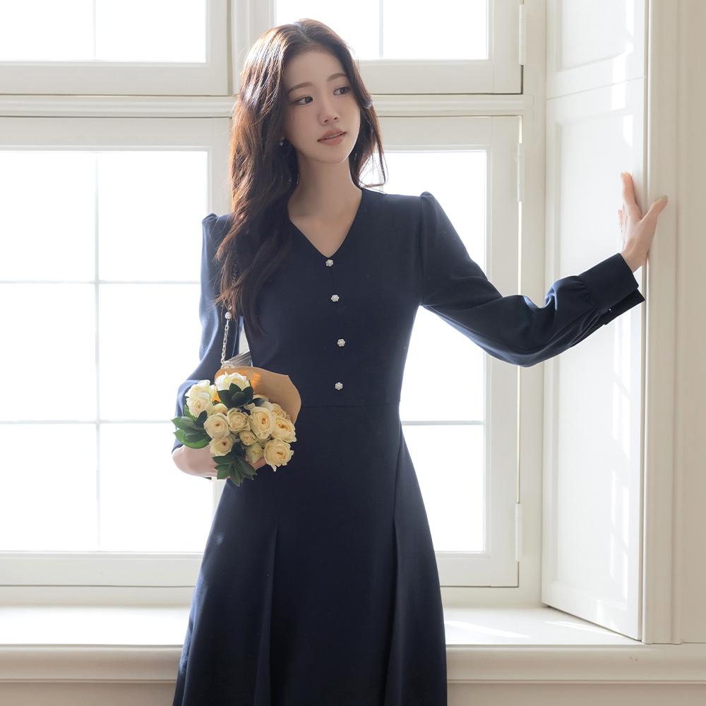 ブイネック 花柄 真珠 Aライン ワンピース