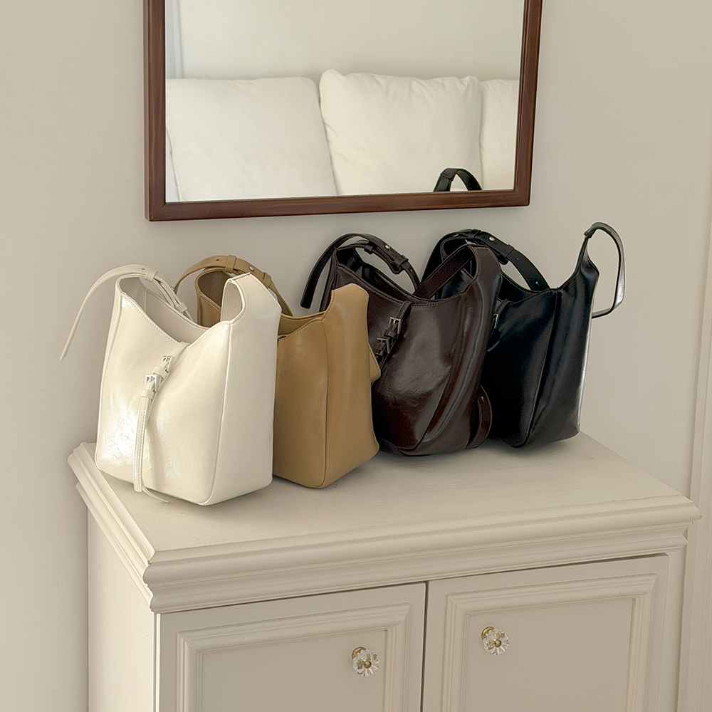 グロッシー ダブル ベルト ビッグ ショルダー