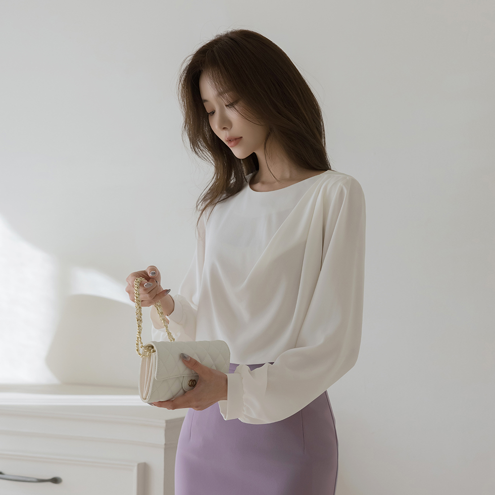 ラウンドネック ドレーピング ブラウス