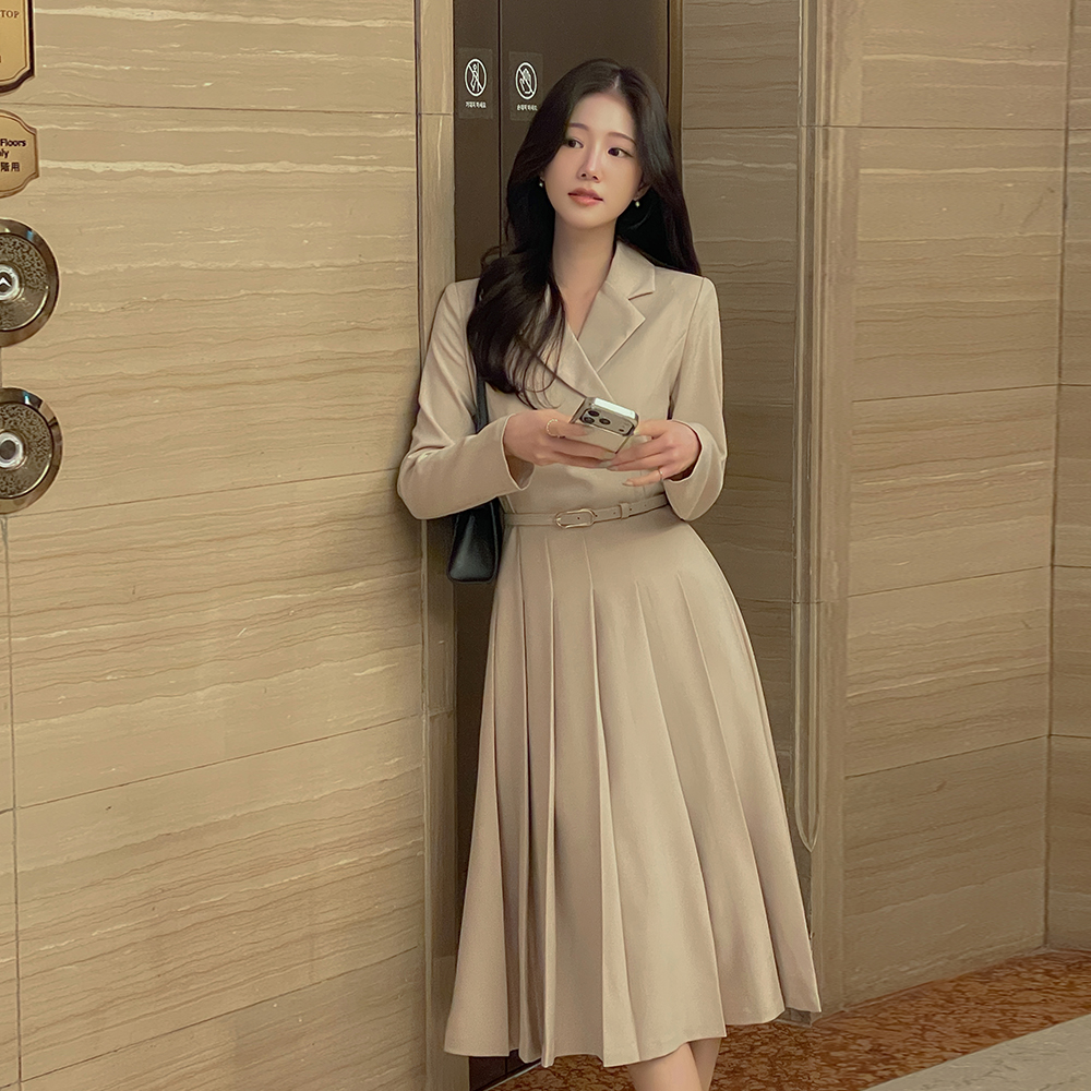 テーラード カラーネック プリーツ ワンピース(+ベルト)