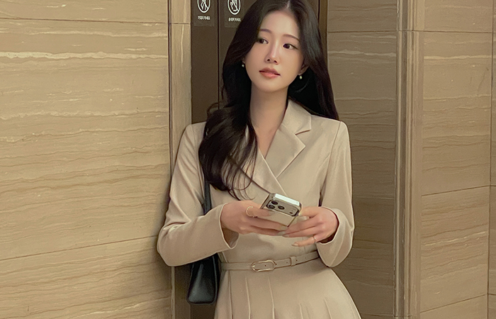 テーラード カラーネック プリーツ ワンピース(+ベルト)