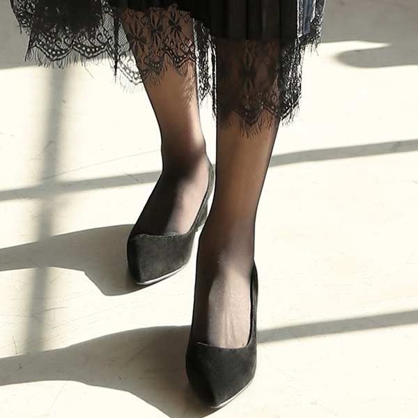 スエード ミドル ブロックヒール パンプスヒール