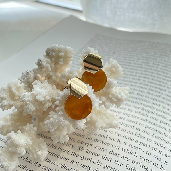 ゴールド ポイント フォーマイカ ドロップ イヤリング