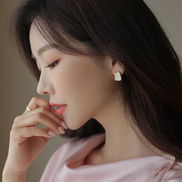 ゴールドリング ウエーブ パール イヤリング