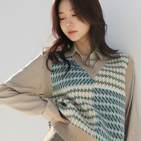 配色パターン レイヤード ブイネック ニット ベスト