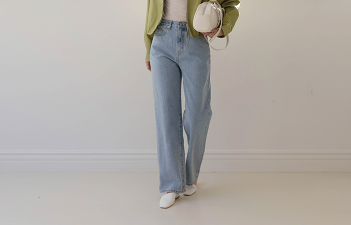 ストレートフィット デニム パンツ