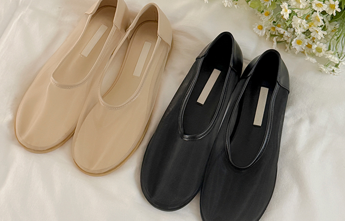 ミニマル マッシュ フラットシューズ