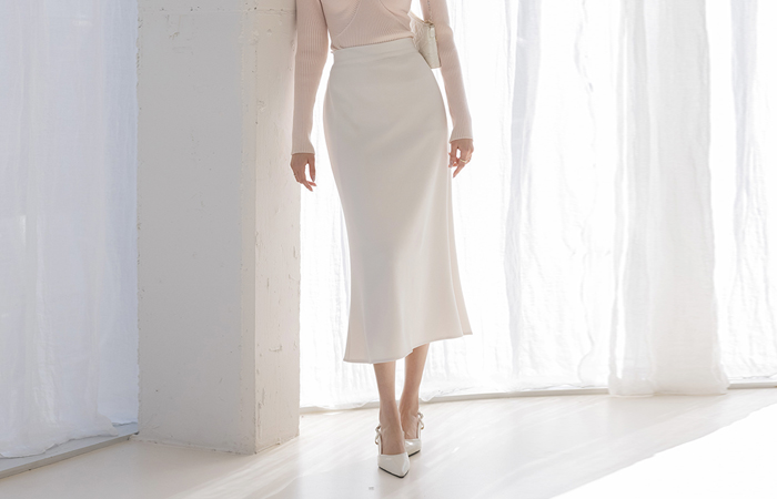 細かく美しい 後面バンド マーメイド スカート