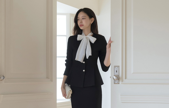 真珠 ボタン ペプラム ジャケット_スカーフ