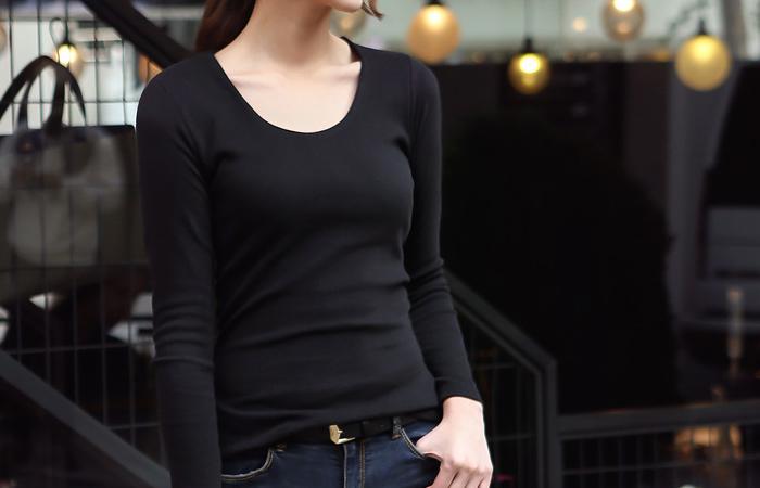 スリムフィット起毛Uネックスパンティー