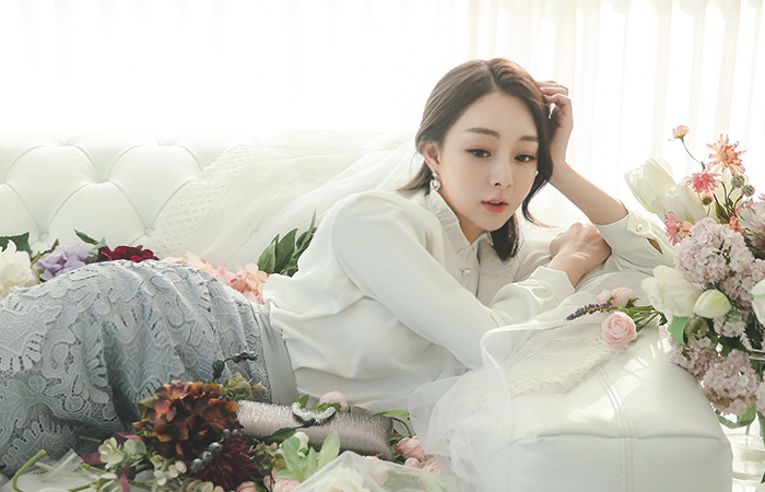 ヴィヴィアン 真珠 プリルネック ラッフル ブラウス(spring)