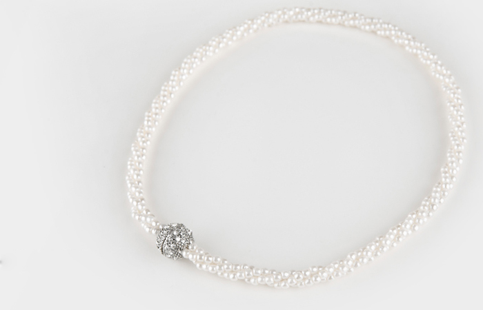 磁石真珠ネックレス