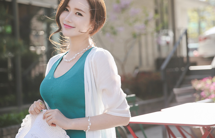 [スクラッチ商品]ドレッシー 백시스루 レイス ショルカーディガン