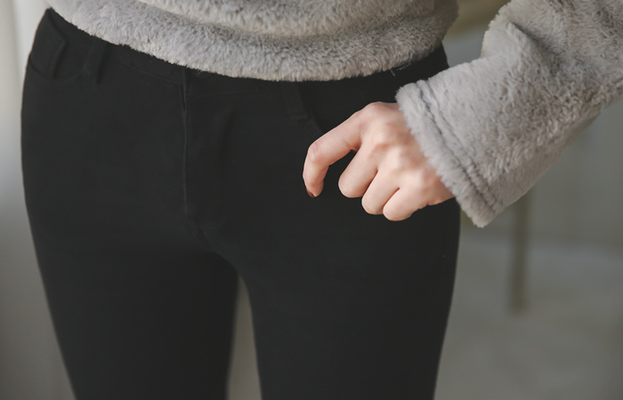 ピッチ起毛スリムブーツカットパンツ