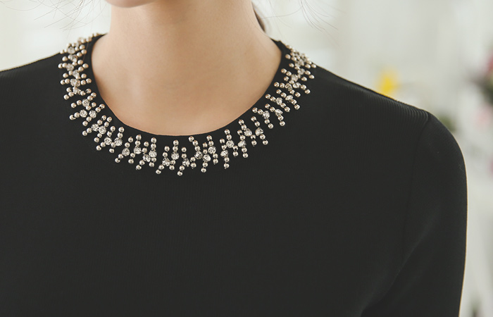 メタリックビーズニットティー