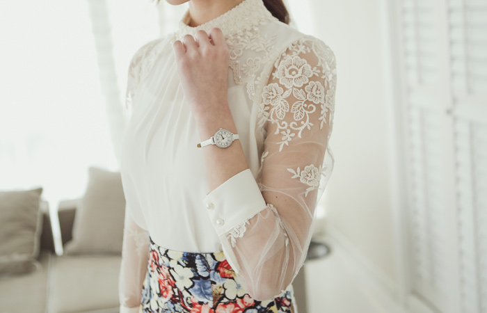 プリンセスシーツルーブラウス