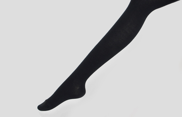 ウィンター誘発ストッキング